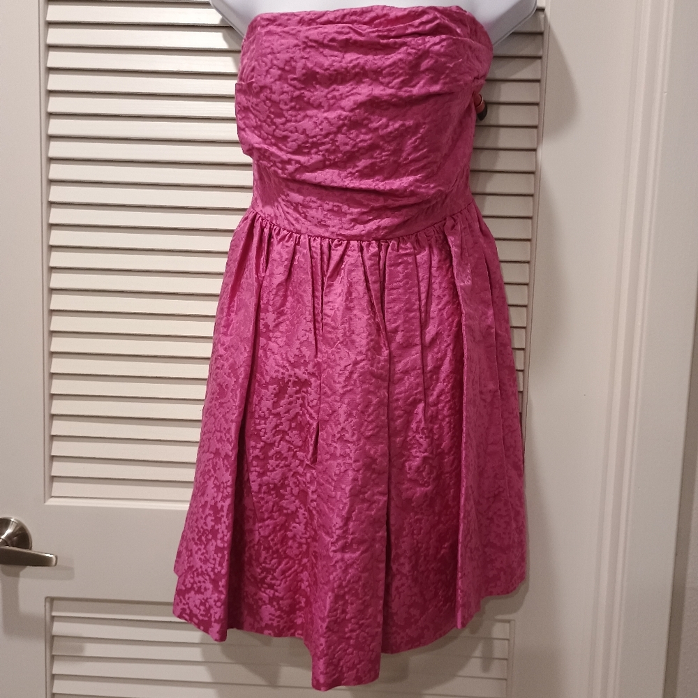 Shoshana Elegant Pink Strapless Tectured Design Mini Dress Size 8